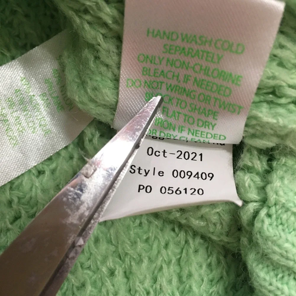 Lilly Pulitzer Kasmina Sweater Womens Small Green V-Neck Wool Blend